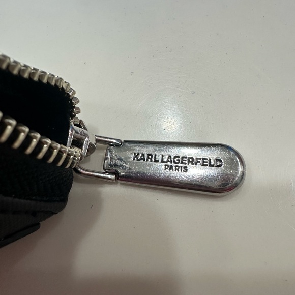 Karl Lagerfeld Black Wallet with Stylized Face Design and Zip Closure - Picture 5 of 5